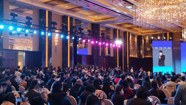 f3e0701b-6a0e-4b34-8dc8-1fabfa800681